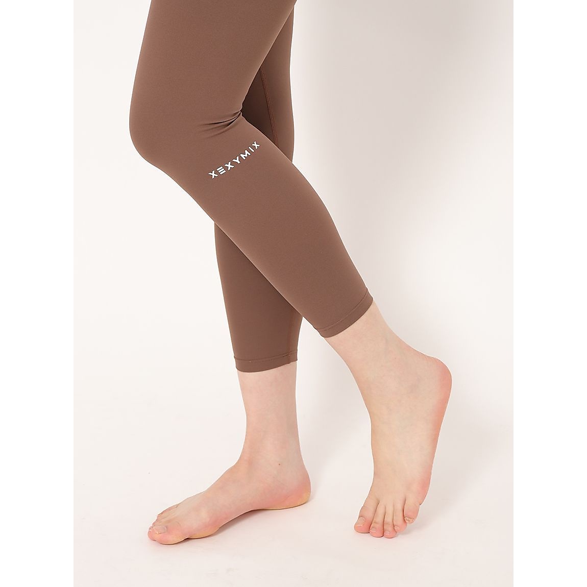 BLACK LABEL シグネチャー300N スーパーライト 9分丈 レギンス