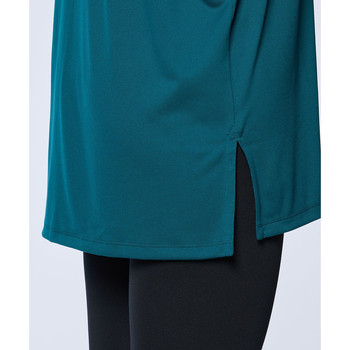 UA TECH OVERSIZE SHORT SLEEVE T-SHIRT