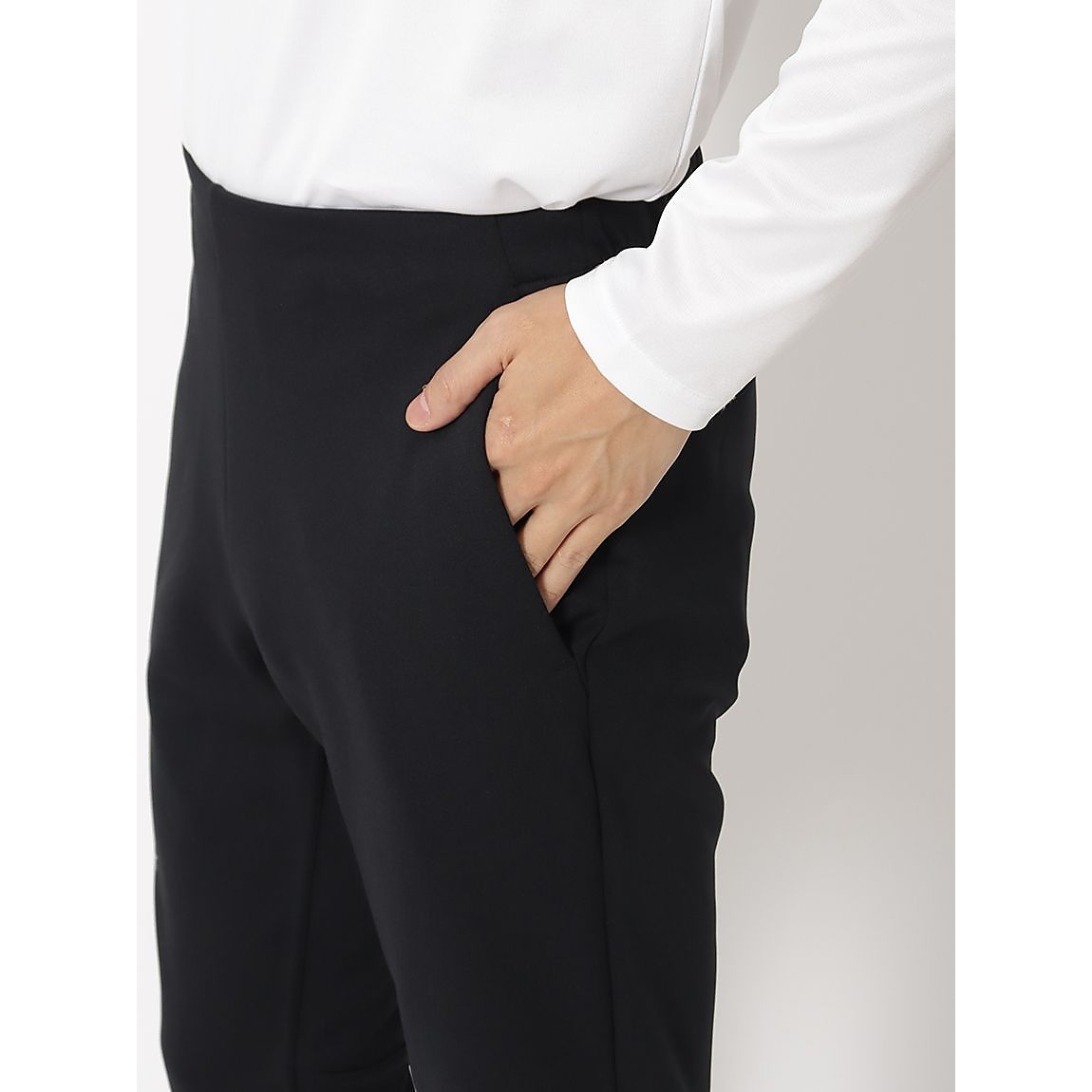 S.F.TECH テーパードジョガーパンツ