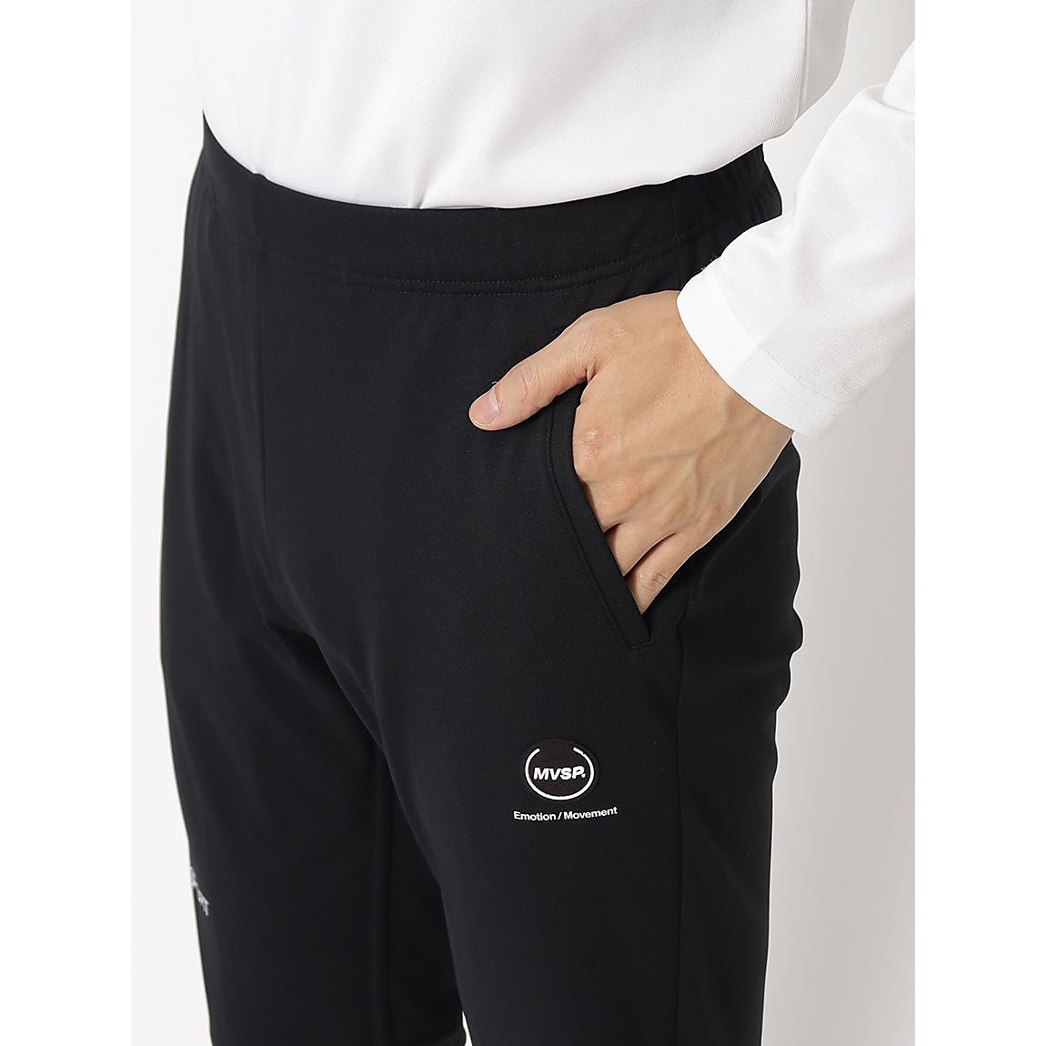 S.F.TECH テーパードジョガーパンツ