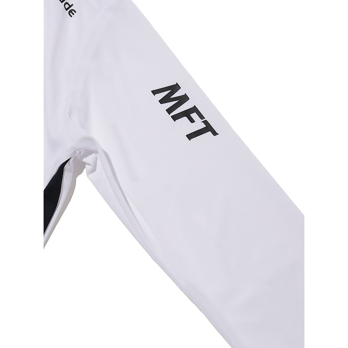 長袖プラクティスシャツ