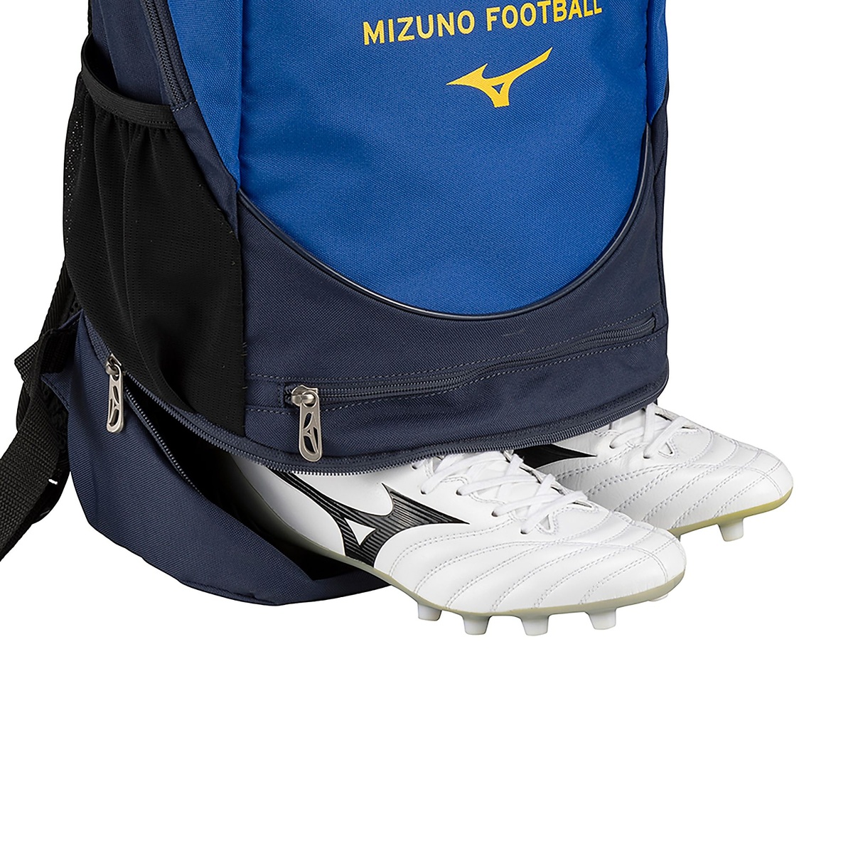 サッカーバックパック16L