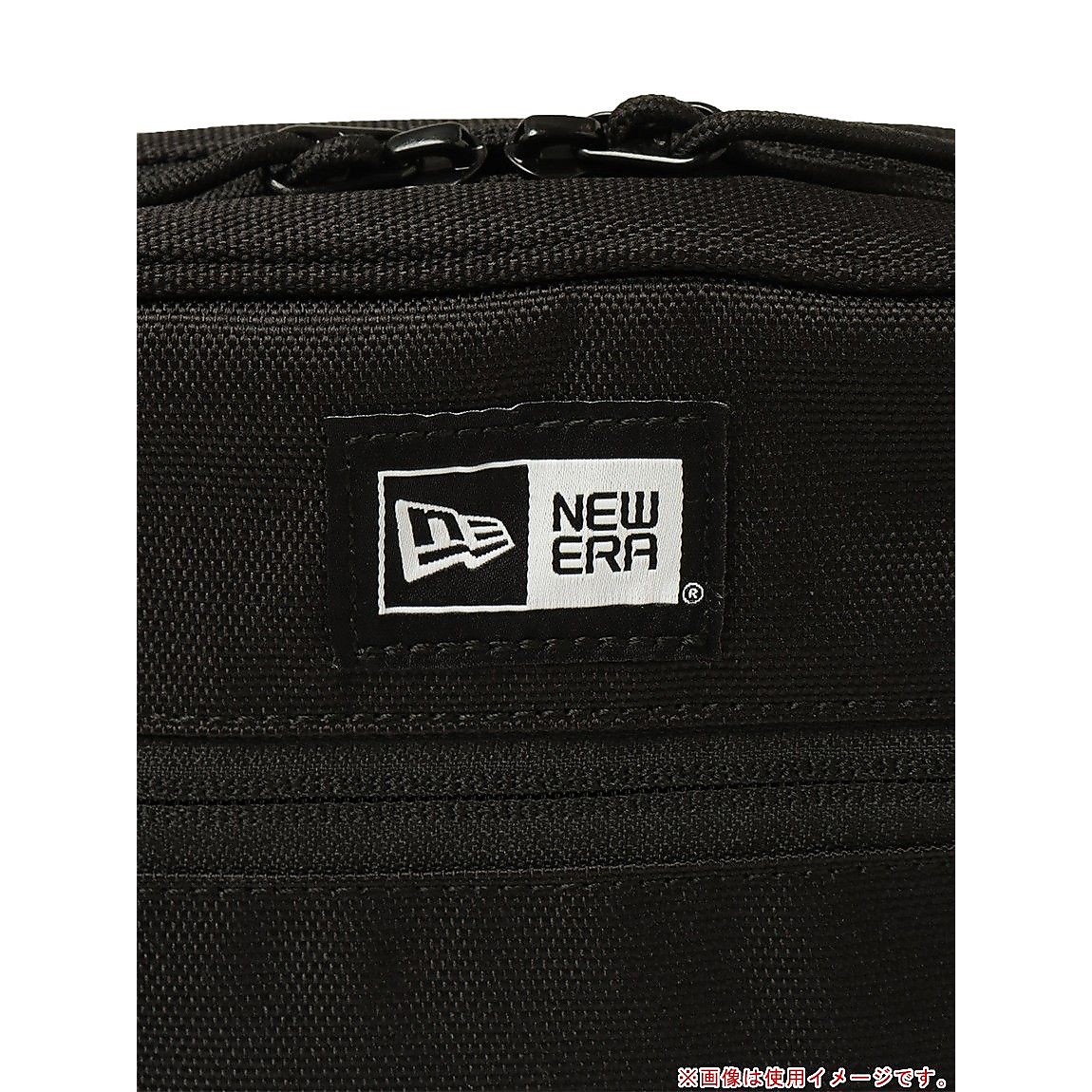 SQUARE SHOULDER POUCH BLK