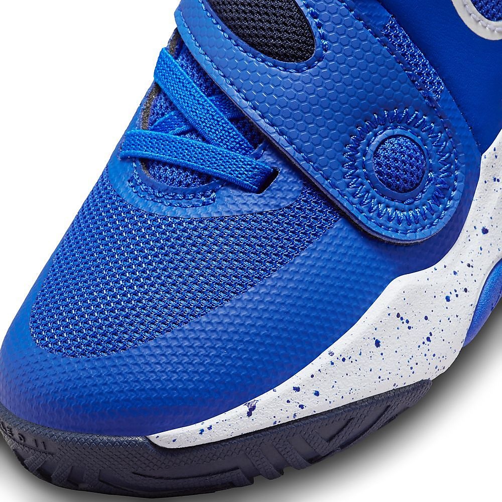 Nike Team Hustle D 11