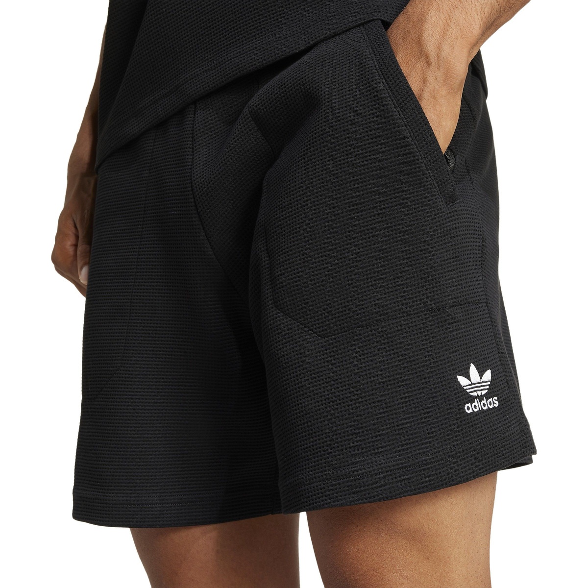 M ALL BLACKS トレフォイル ESS ショーツ