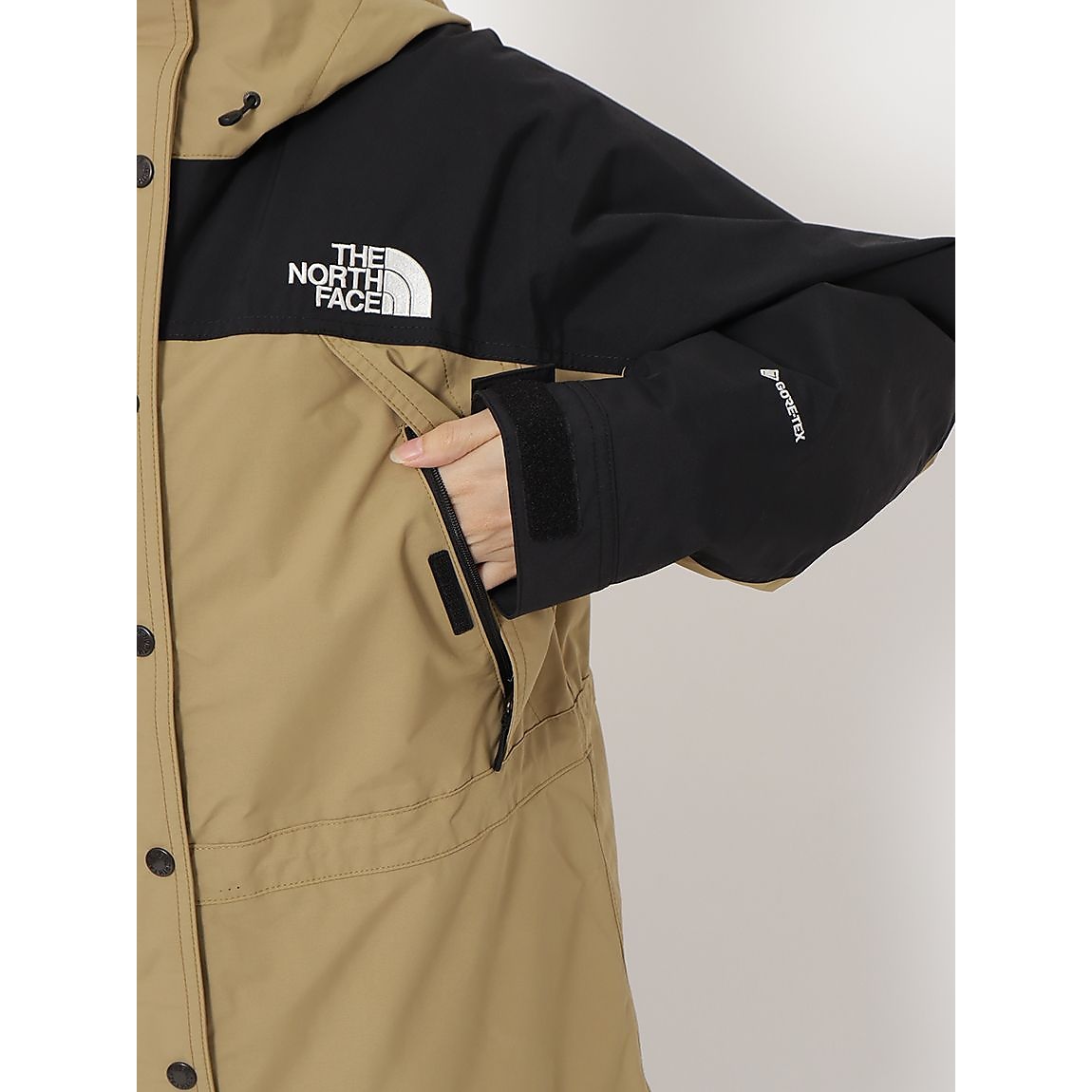 Mountain Light Jacket (マウンテンライトジャケット)