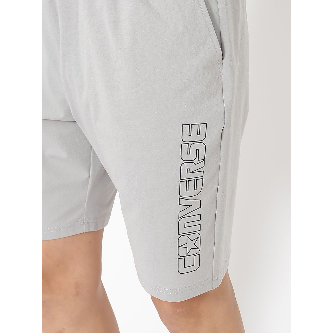 VERTICAL LOGO ST M L