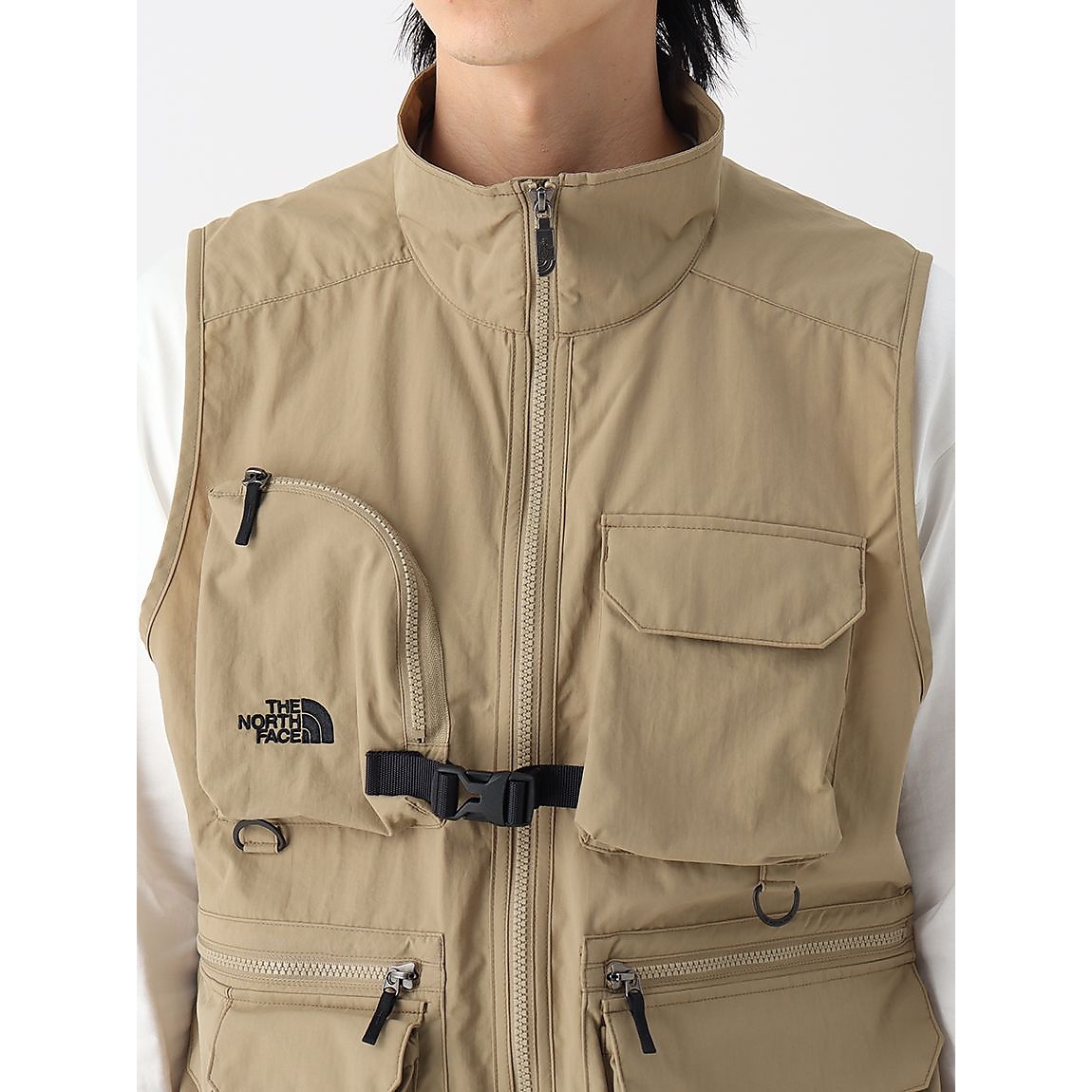 Field Utility Vest (フィールドユーティリティベスト)