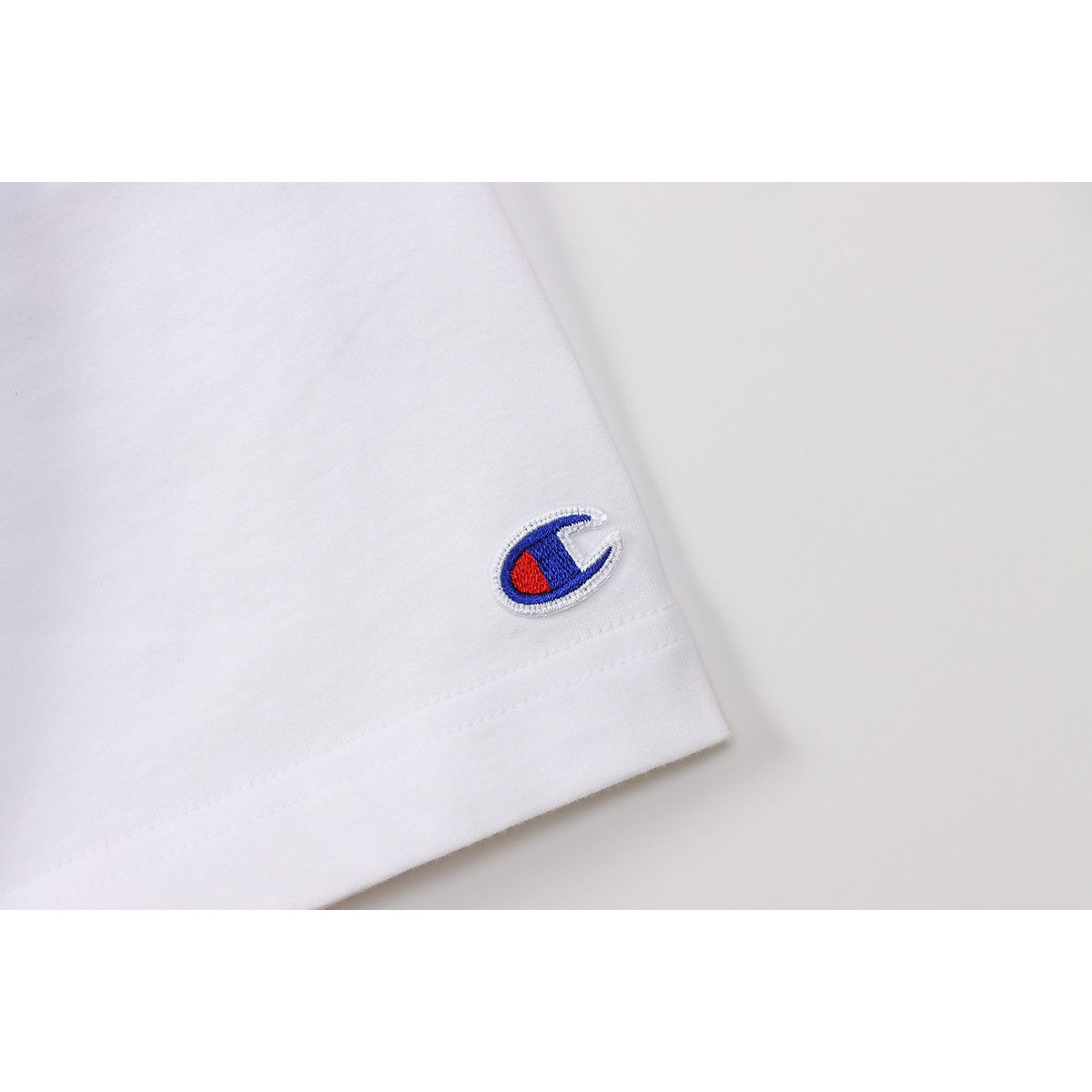 ショートスリーブTシャツ(SHORT SLEEVE T-SHIRT)