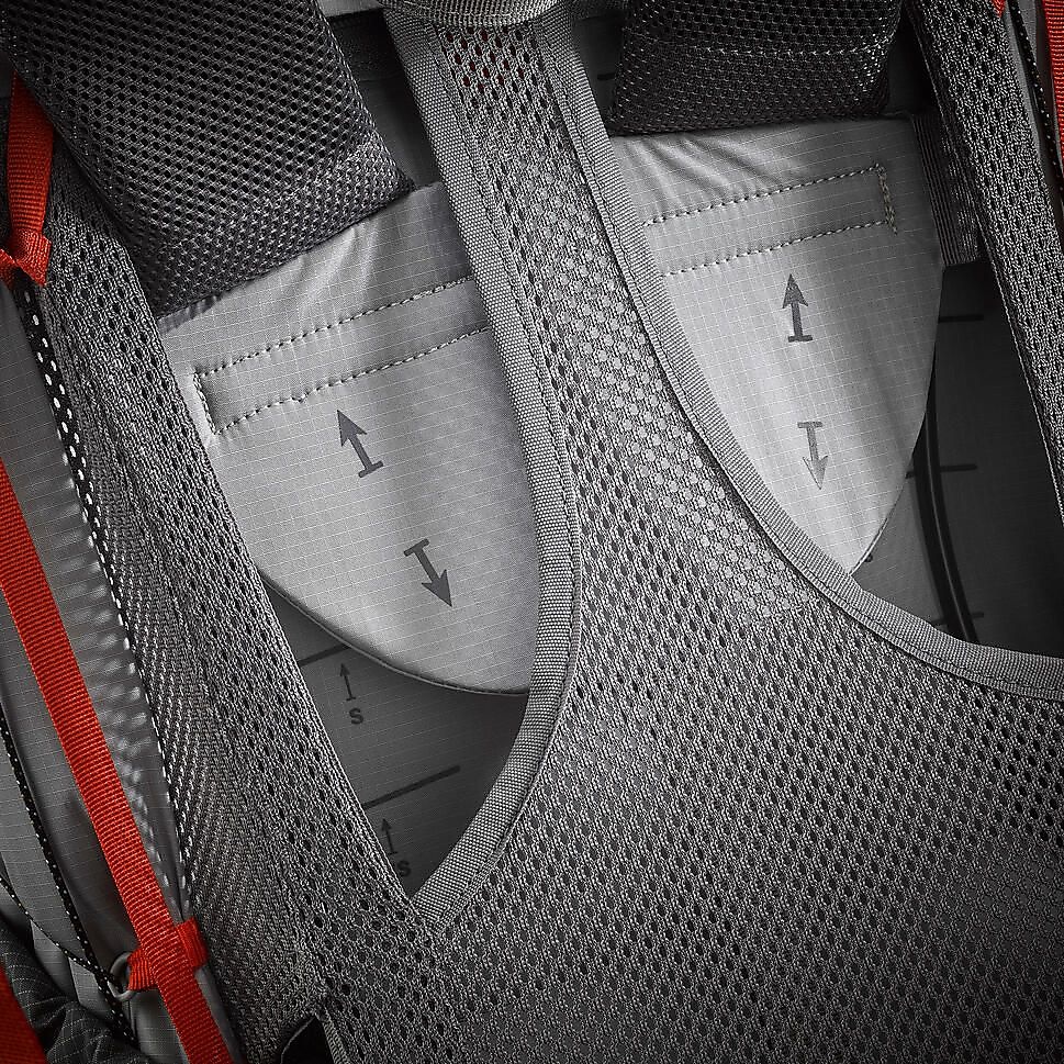 ハイキングレディースバックパック45－55LGRY