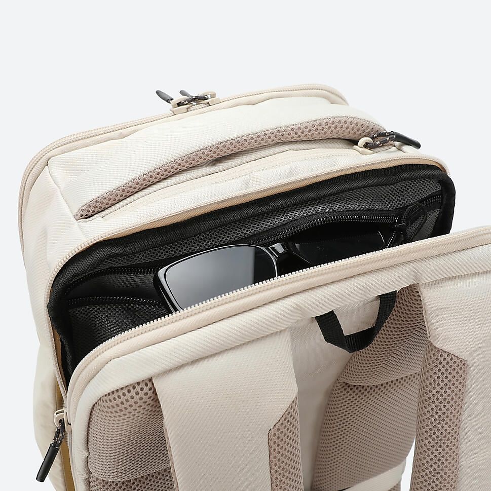 ハイキングバックパック23LWHT