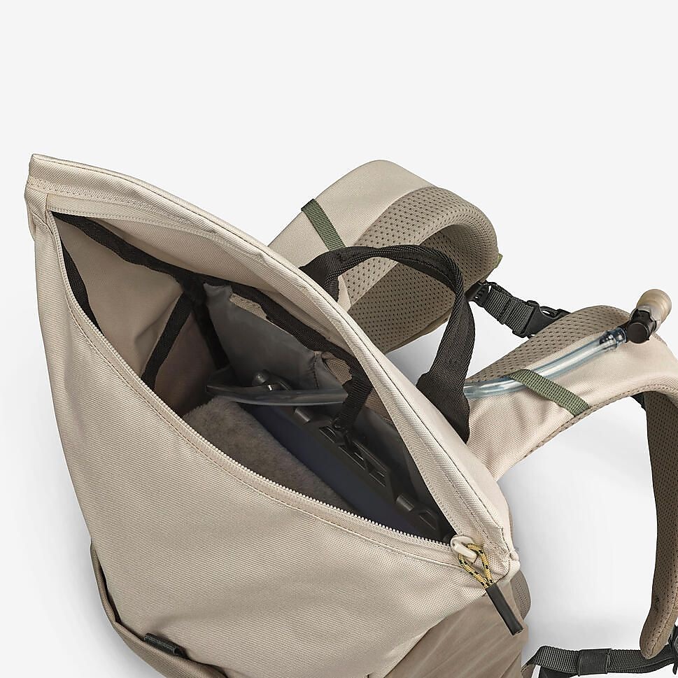 ハイキングバックパック16－20LBEG