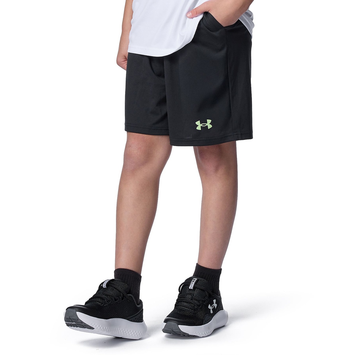 UA TECH GRAPHIC SHORT SLEEVE T-SHIRT ＆ SHORTS SET