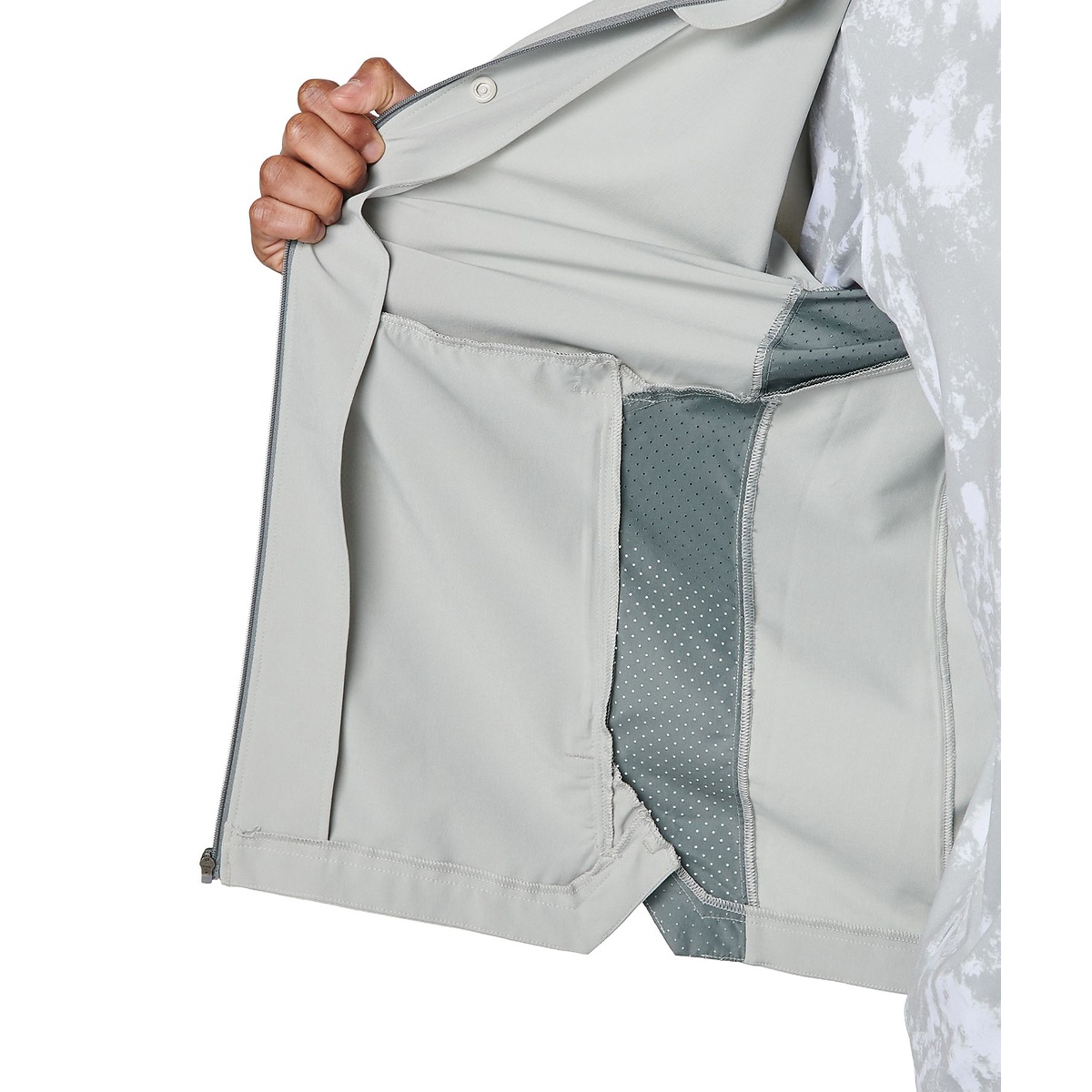 UA LIGHTWEIGHT WOVEN JACKET