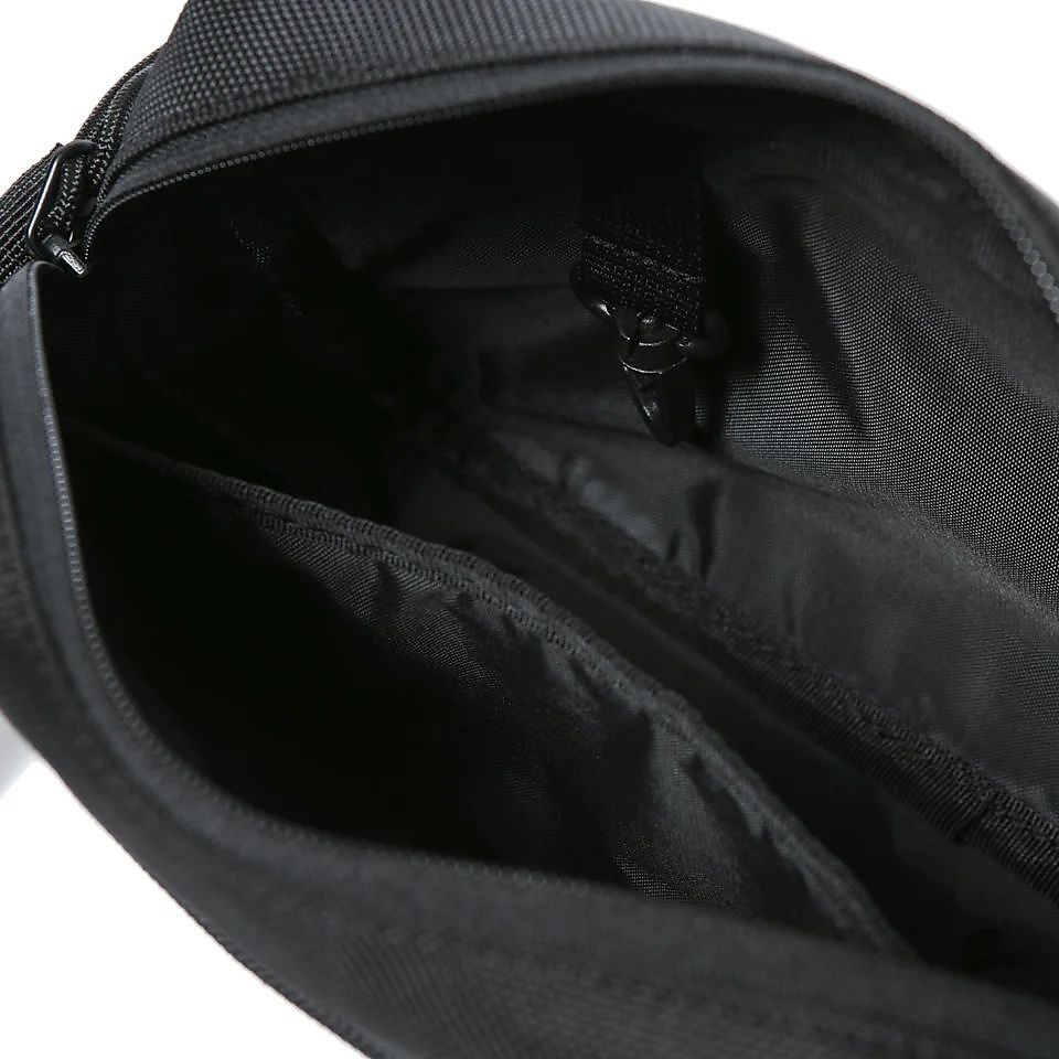 SHOULDER POUCH L BLK 251