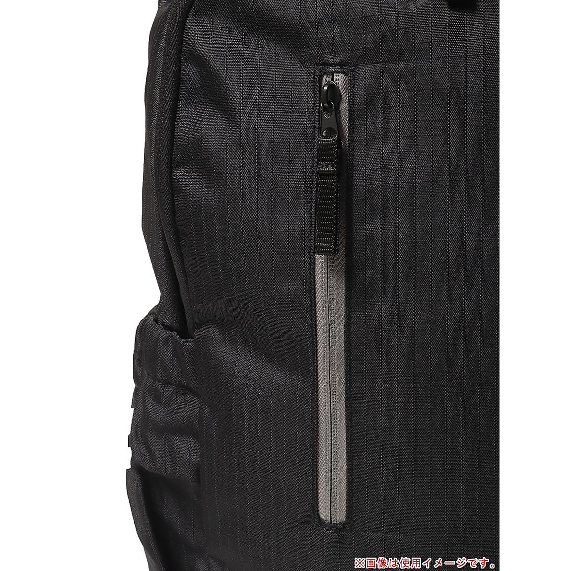 Base Backpack 17L BK
