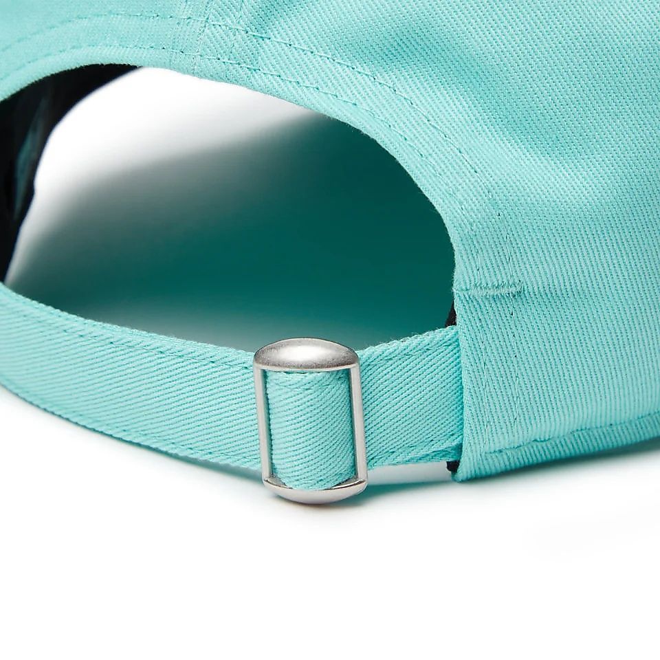 930 COLLEGE LOGO BTNT WHT