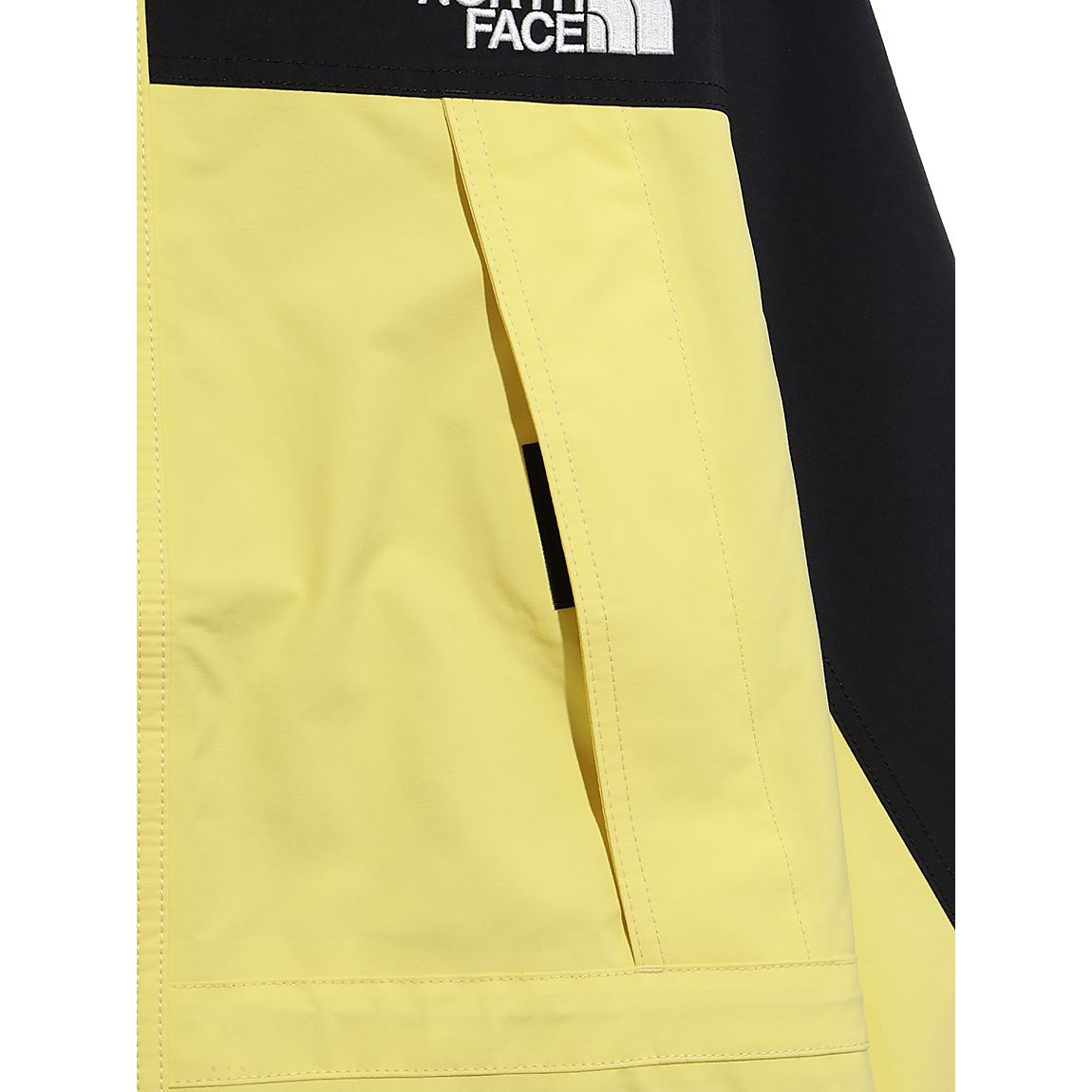 Mountain Light Jacket (マウンテンライトジャケット)