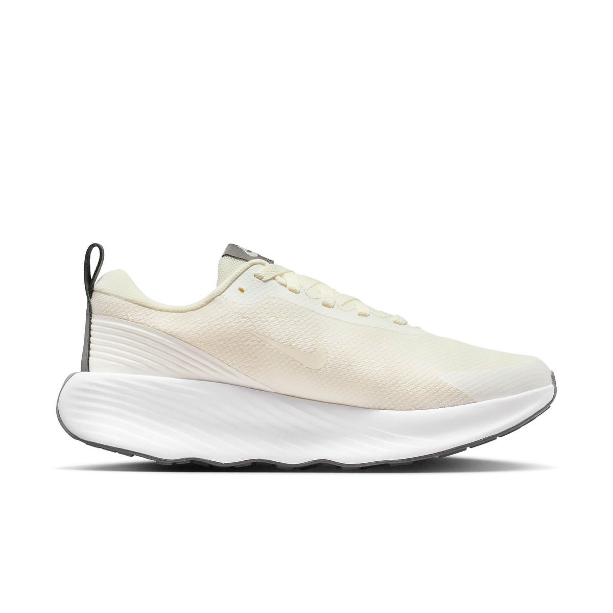 ナイキ ウィメンズ プロミナ