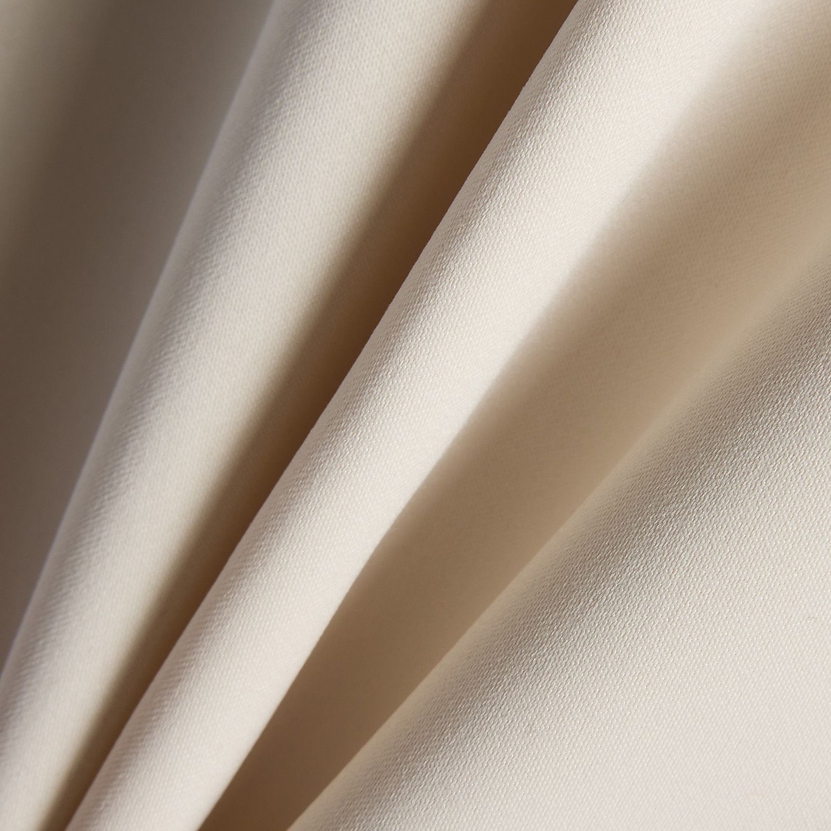 サテンウーブンプルオーバー