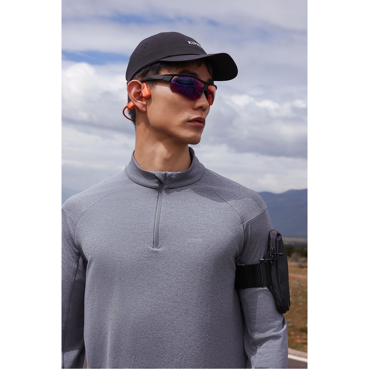 ランニング メンズ 保温/透湿性 ハーフファスナー長袖Tシャツ RUN 100 GRY