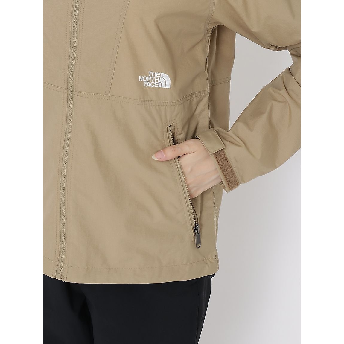 Compact Jacket (コンパクトジャケット)