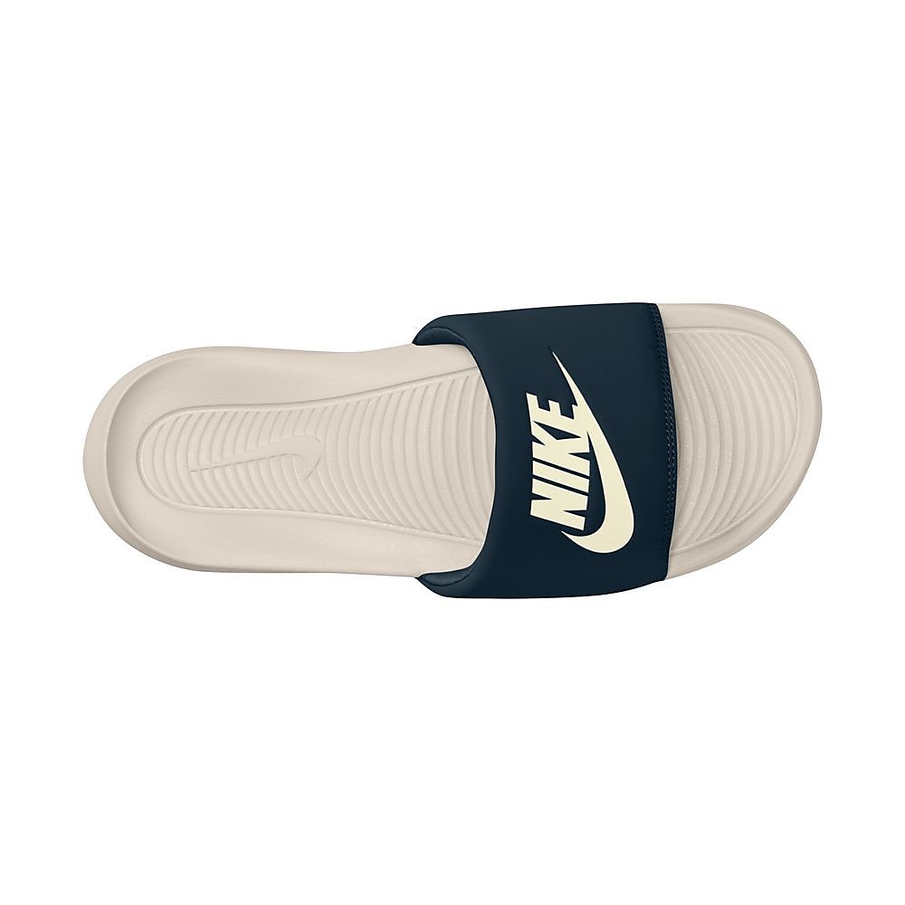 ナイキ ビクトリー ワン スライド