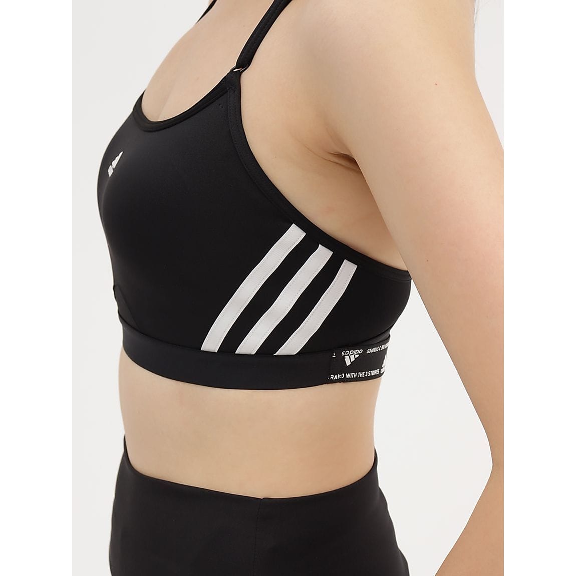 Aeroreact トレーニング ライトサポート スリーストライプスブラ / W AEROREACT TRN LIGHT SUPPORT 3STRIPES BRA