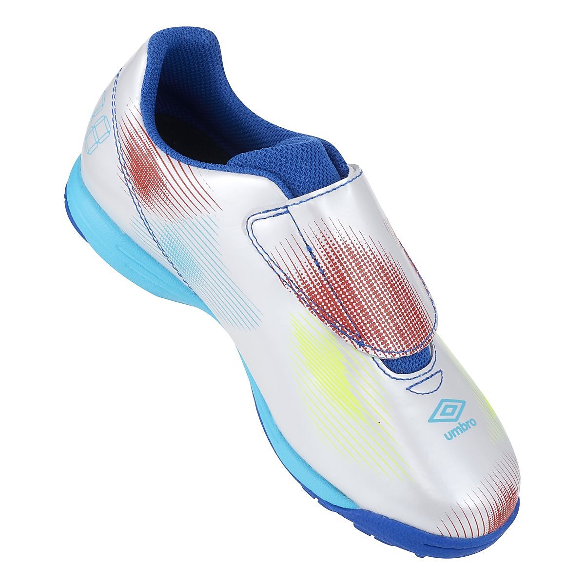 UMBRO はじめてサッカーシューズ