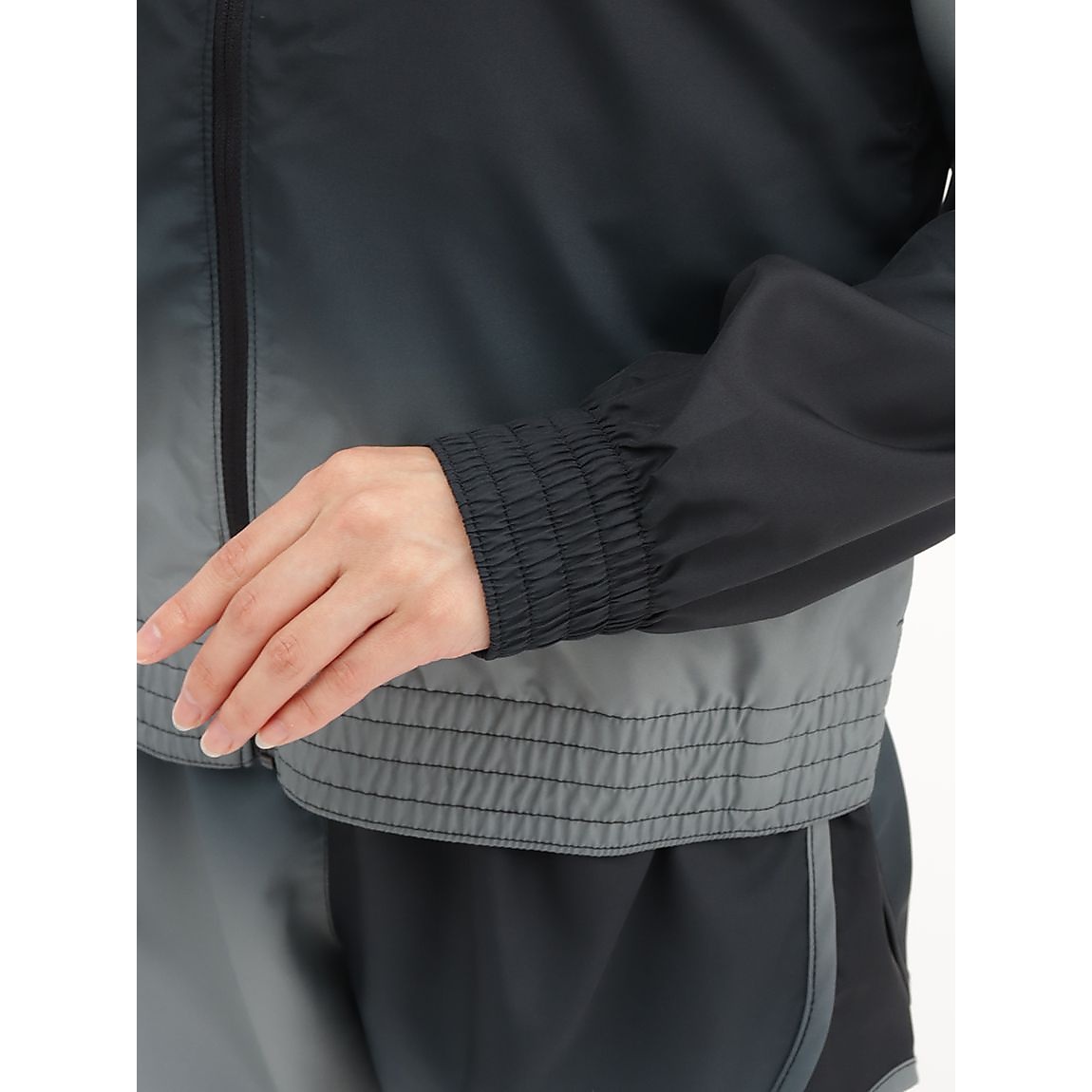 ナイキ ウィメンズ スウッシュ ラン PRNT ジャケット