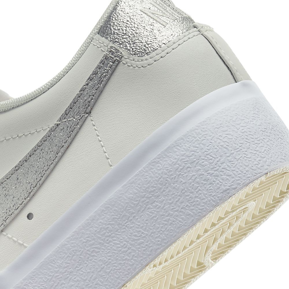 NIKE BLAZER LOW PLATFORM