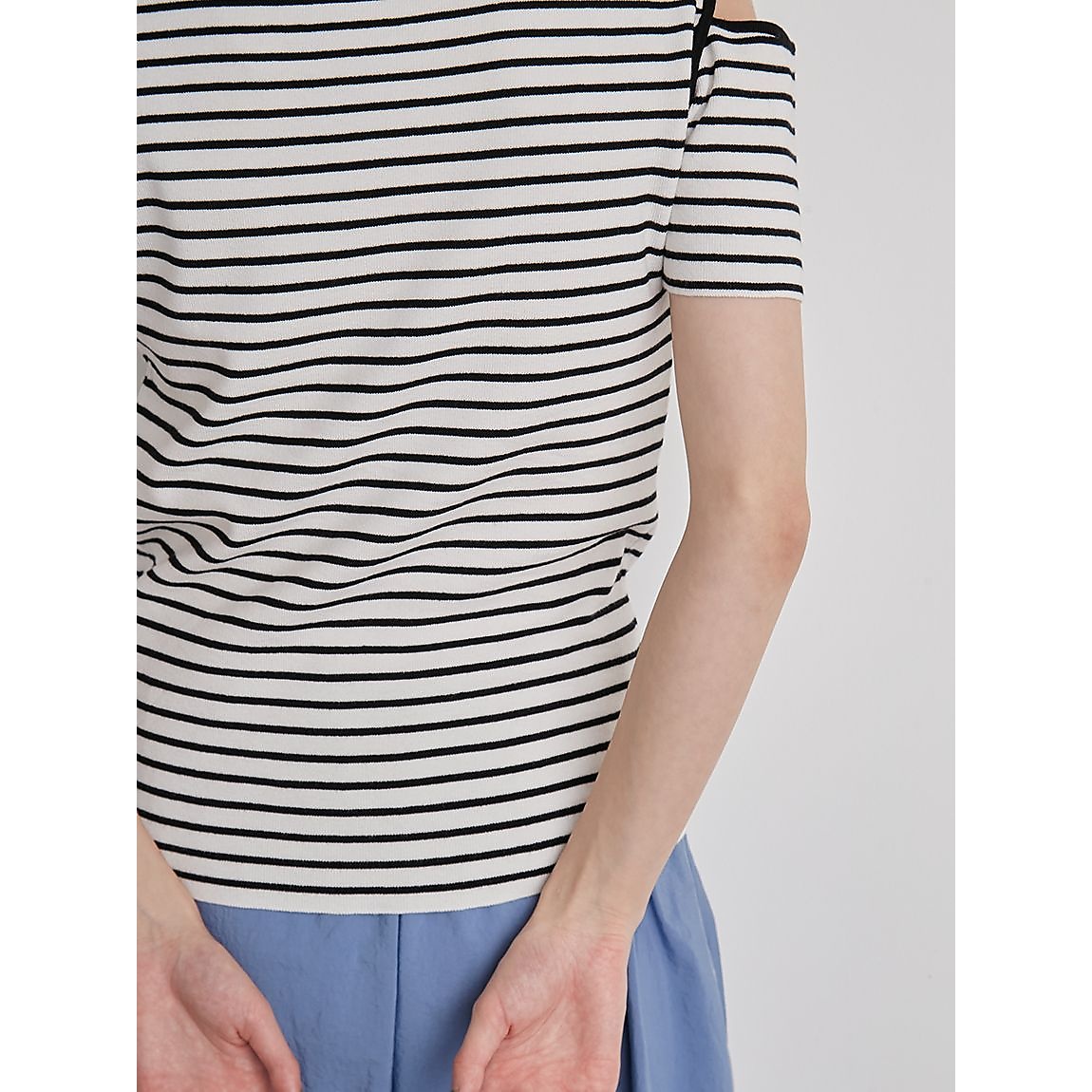 カッティングデザインニットプルオーバー