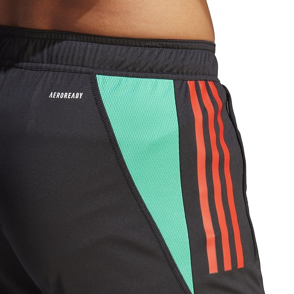 マンチェスターユナイテッドFC トレーニングショーツ