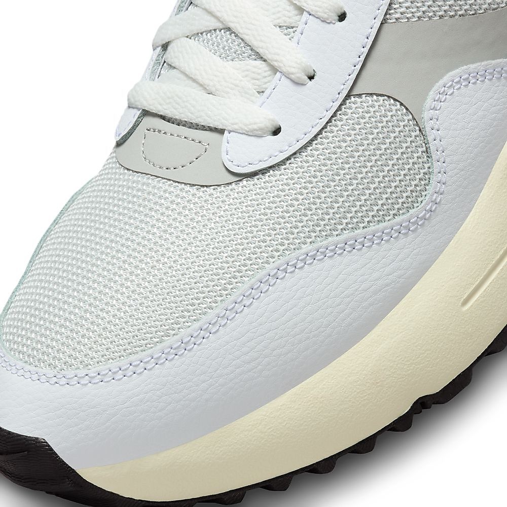 ナイキ エア マックス SYSTM