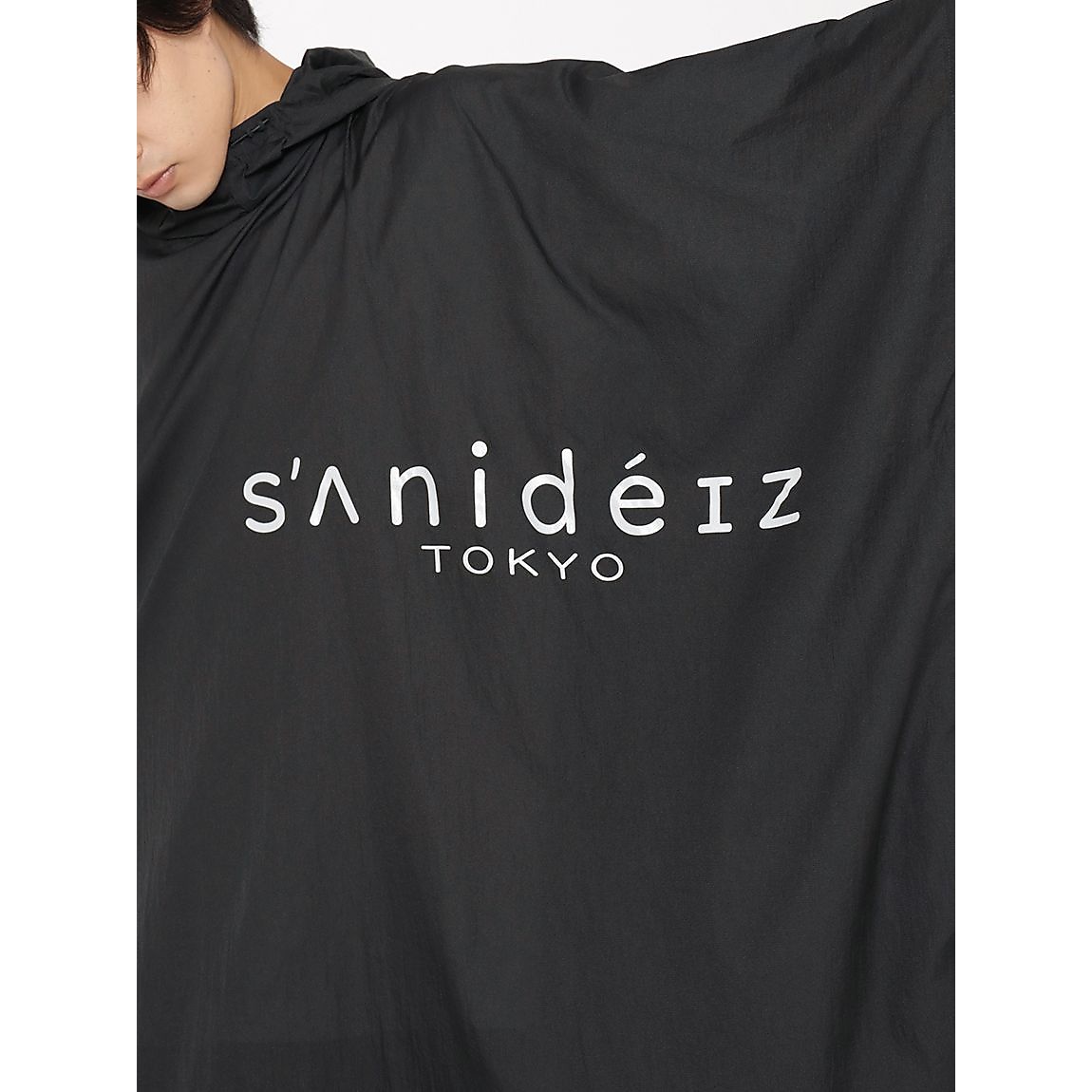 撥水NYLON　ポケッタブルポンチョUNISEX