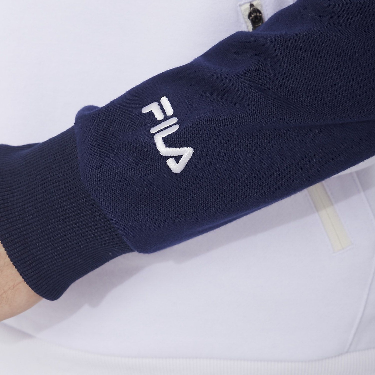 ＦＩＬＡ　ＧＯＬＦ　スウェットパーカー