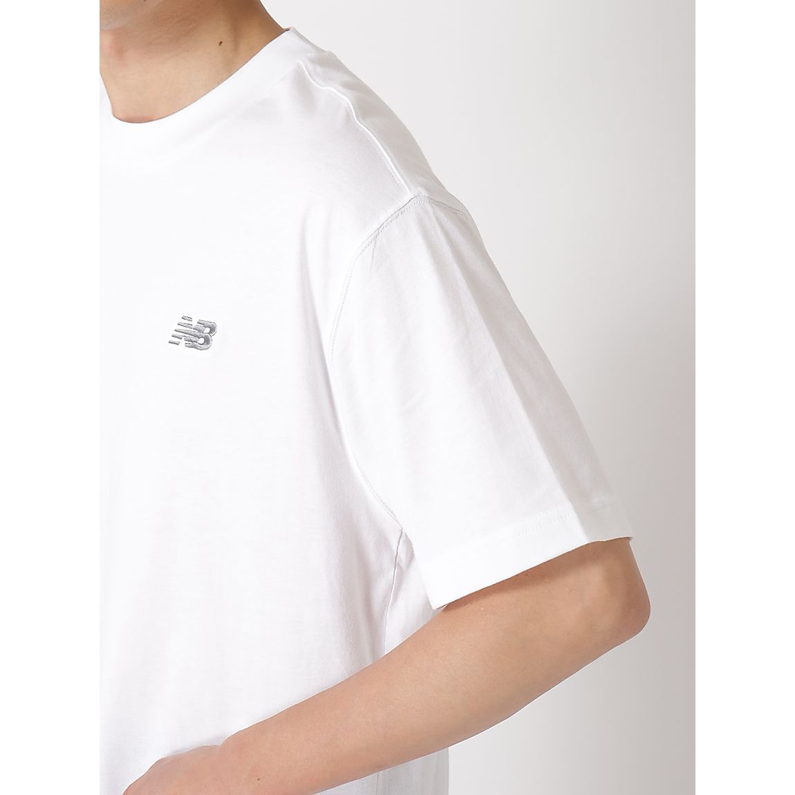 Sport Essentials ショートスリーブTシャツ