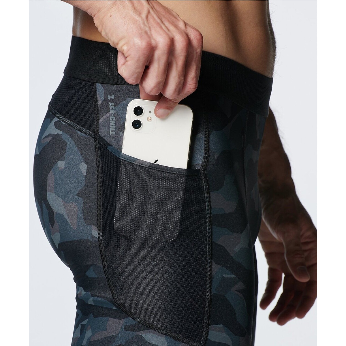 UA ISO-CHILL Legging Novelty