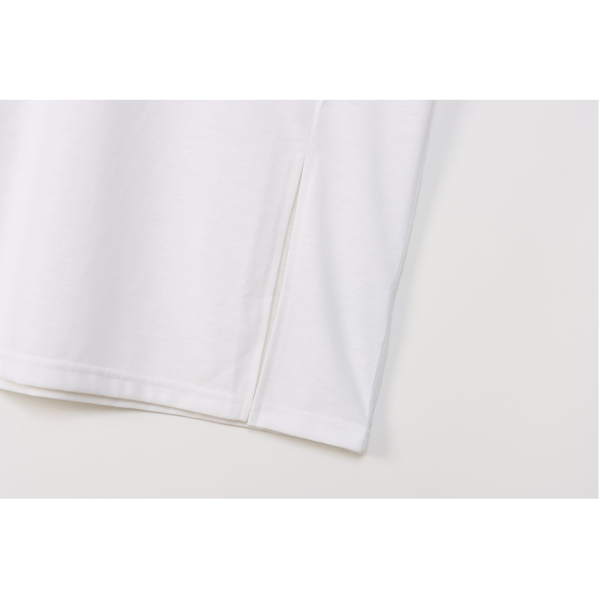 ショートスリーブTシャツ(SHORT SLEEVE T-SHIRT)