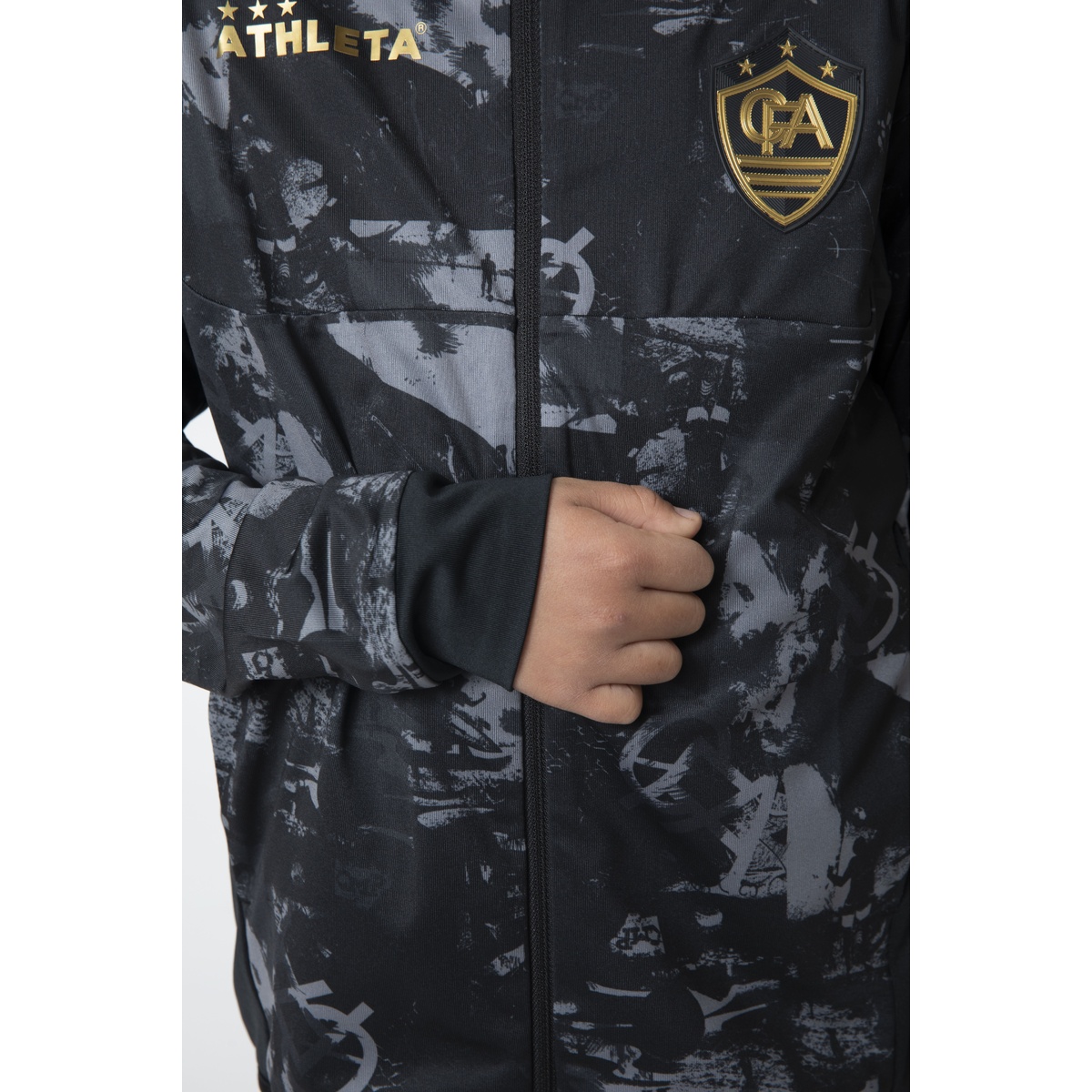 FCA Jrウォームアップジャケット