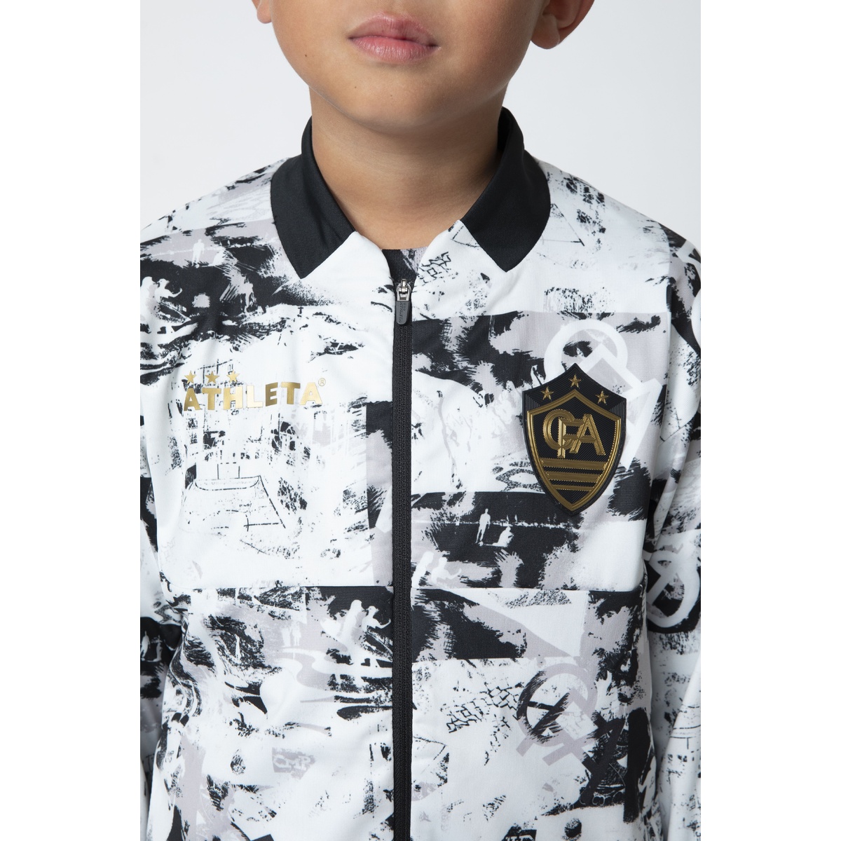 FCA Jrウォームアップジャケット