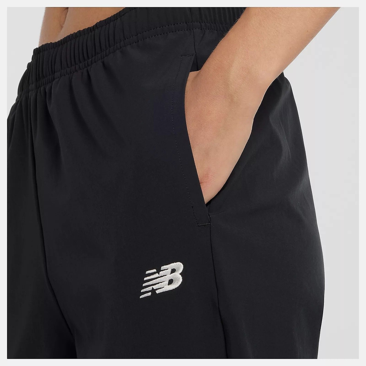 ストレッチウーブンジョガー