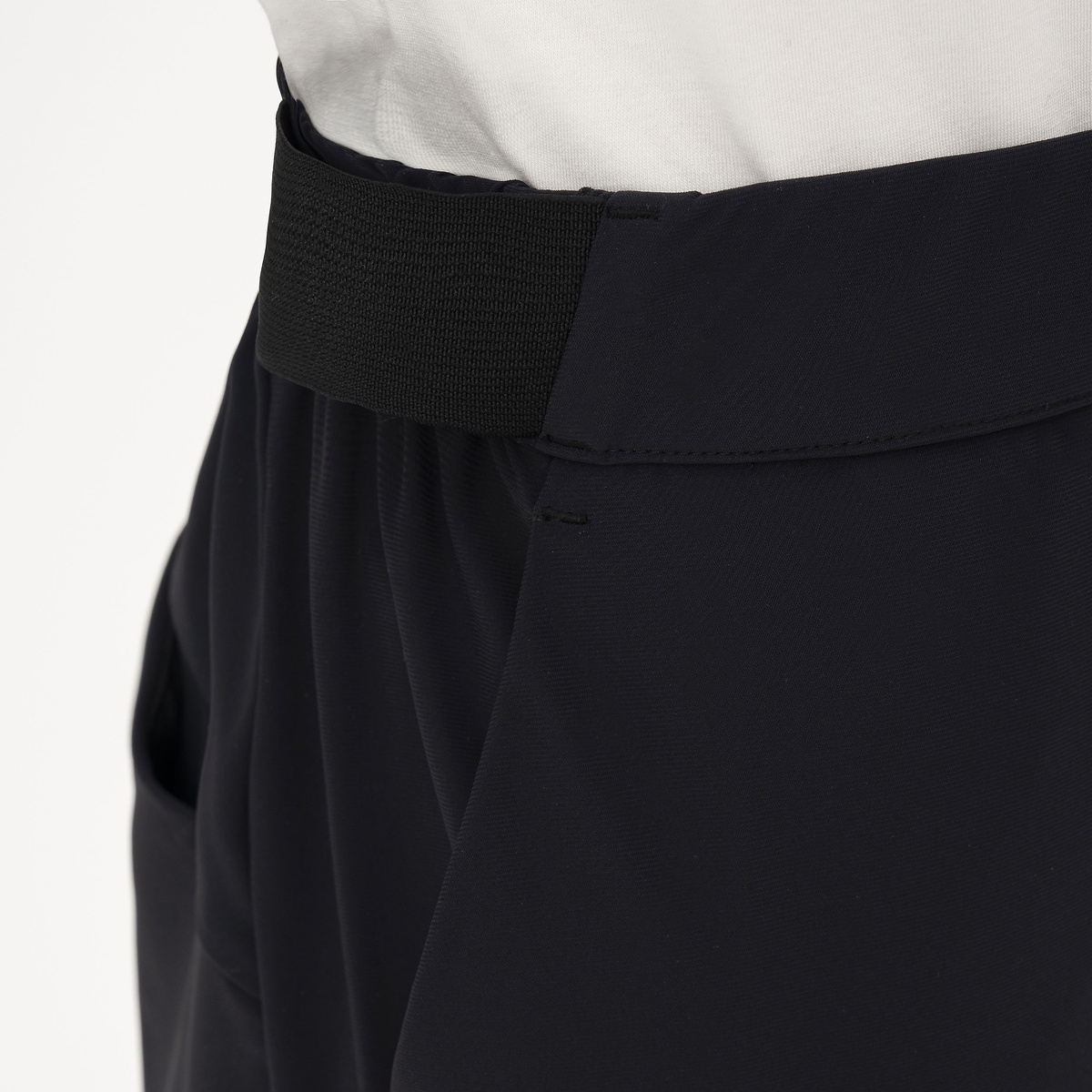 接触冷感ジョガーパンツ