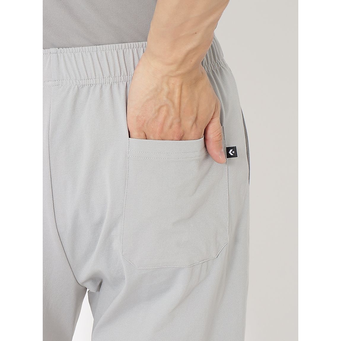 VERTICAL LOGO ST M L