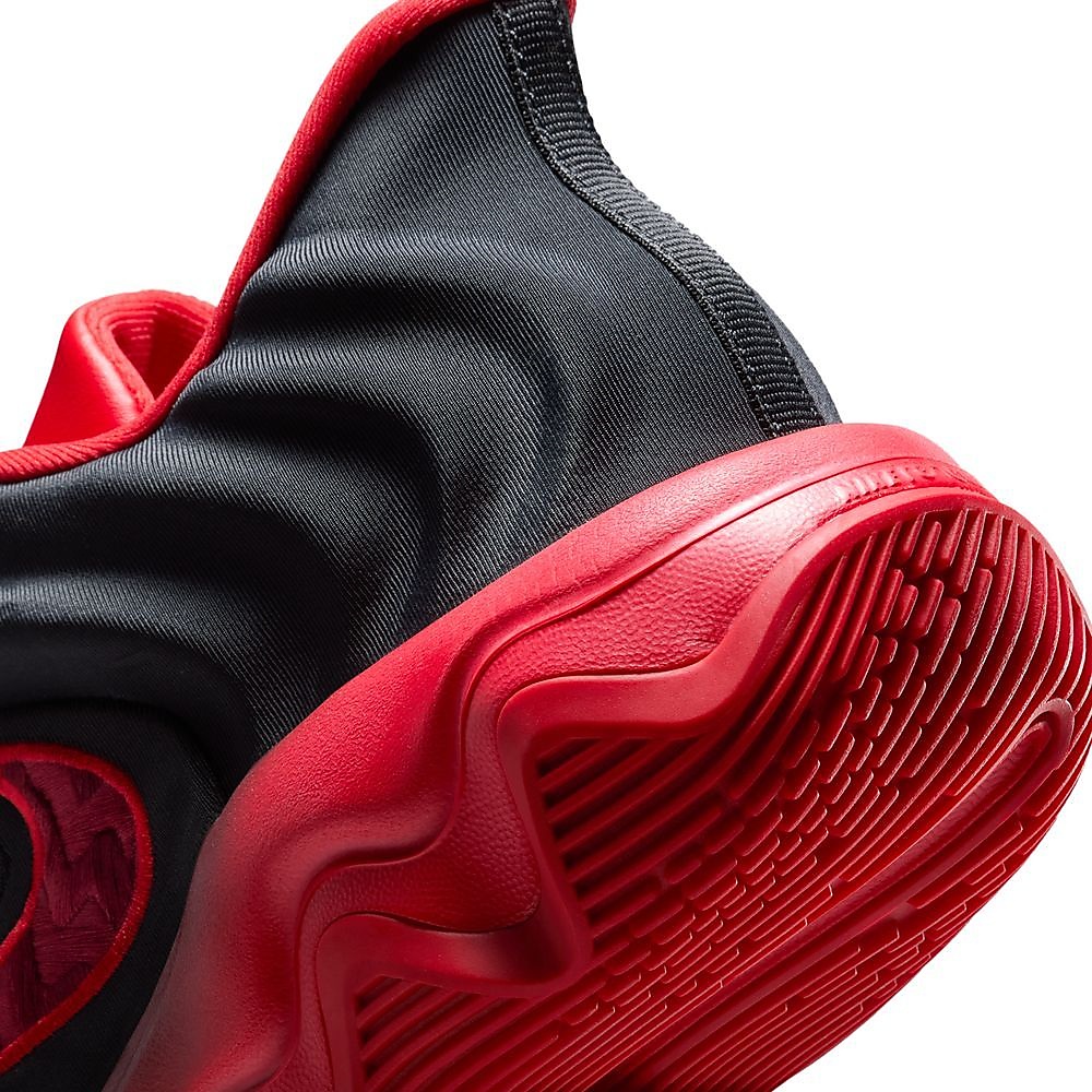 ナイキ ヤニス イモータリティ 4 EP