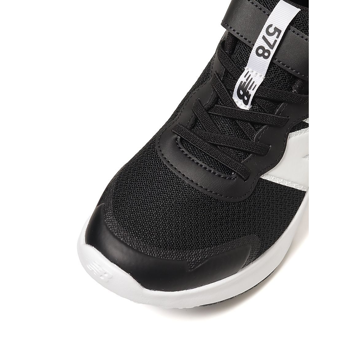 578v1 Bungee Lace with Top Strap