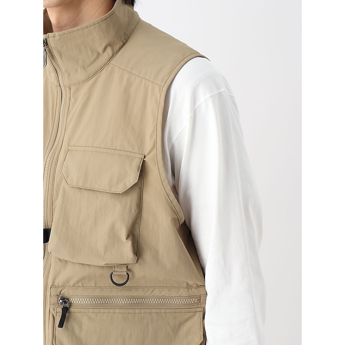 Field Utility Vest (フィールドユーティリティベスト)