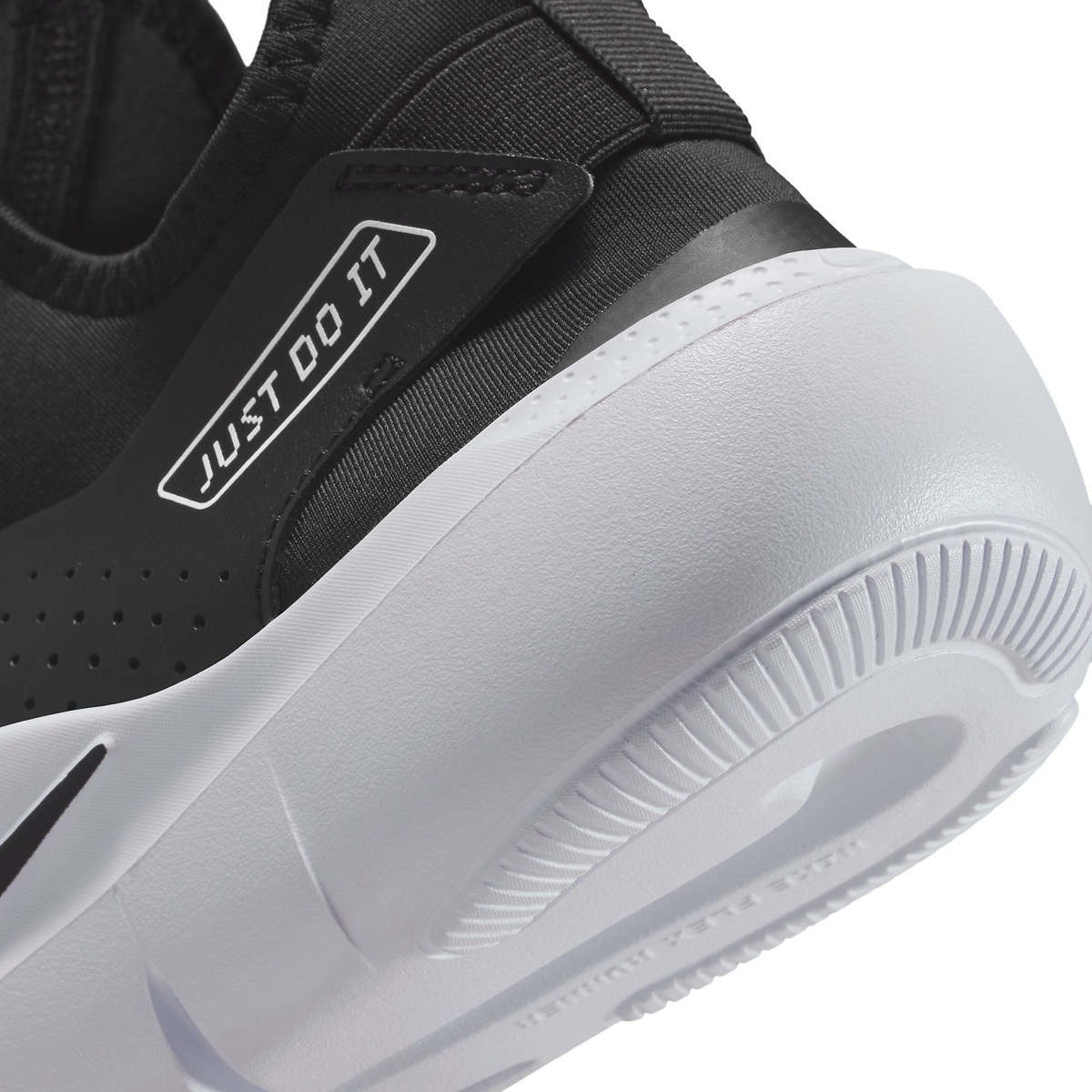 ナイキ フレックス ランナー 4 GS