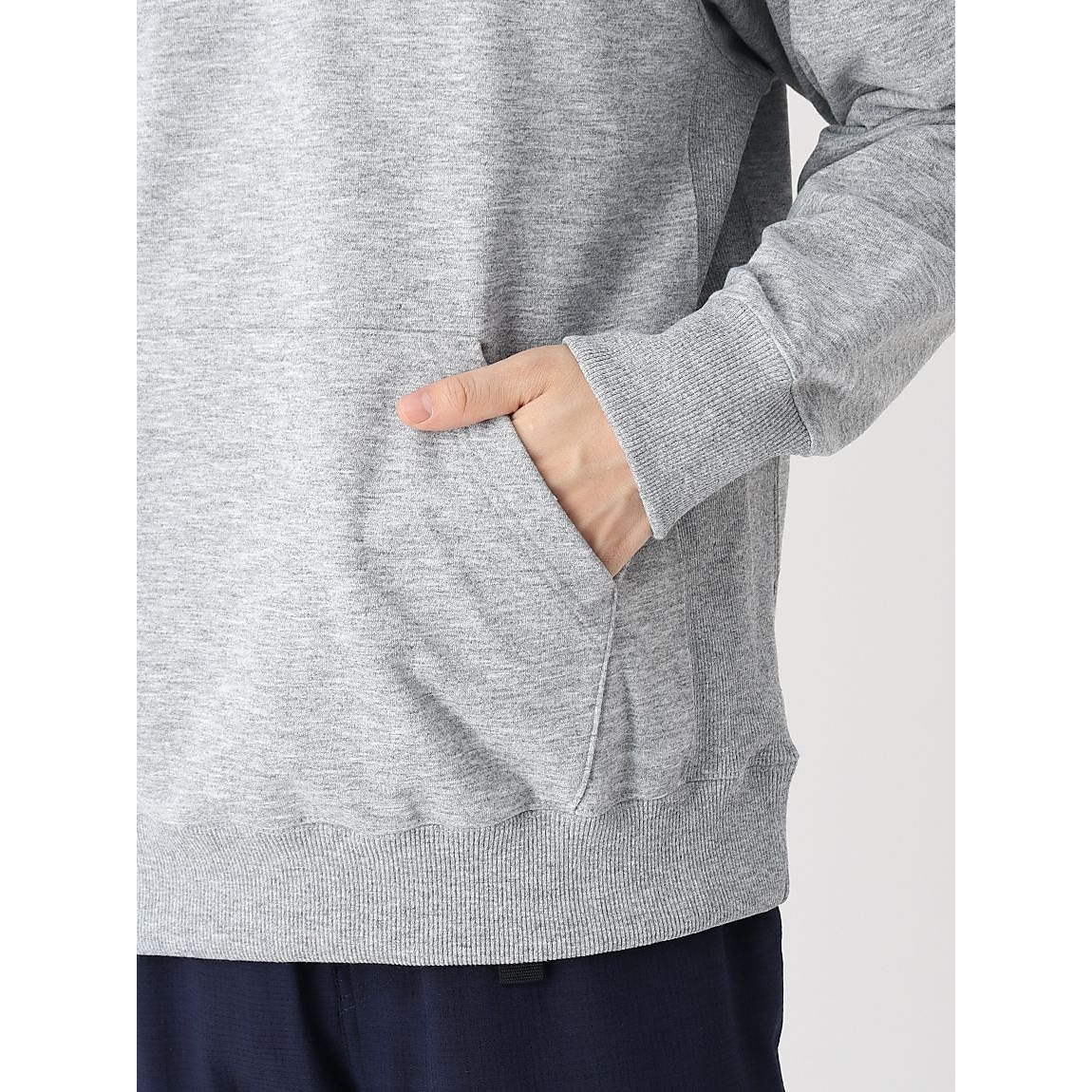 BACK SQ LG HOODIE(バックスクエロゴフーディー)