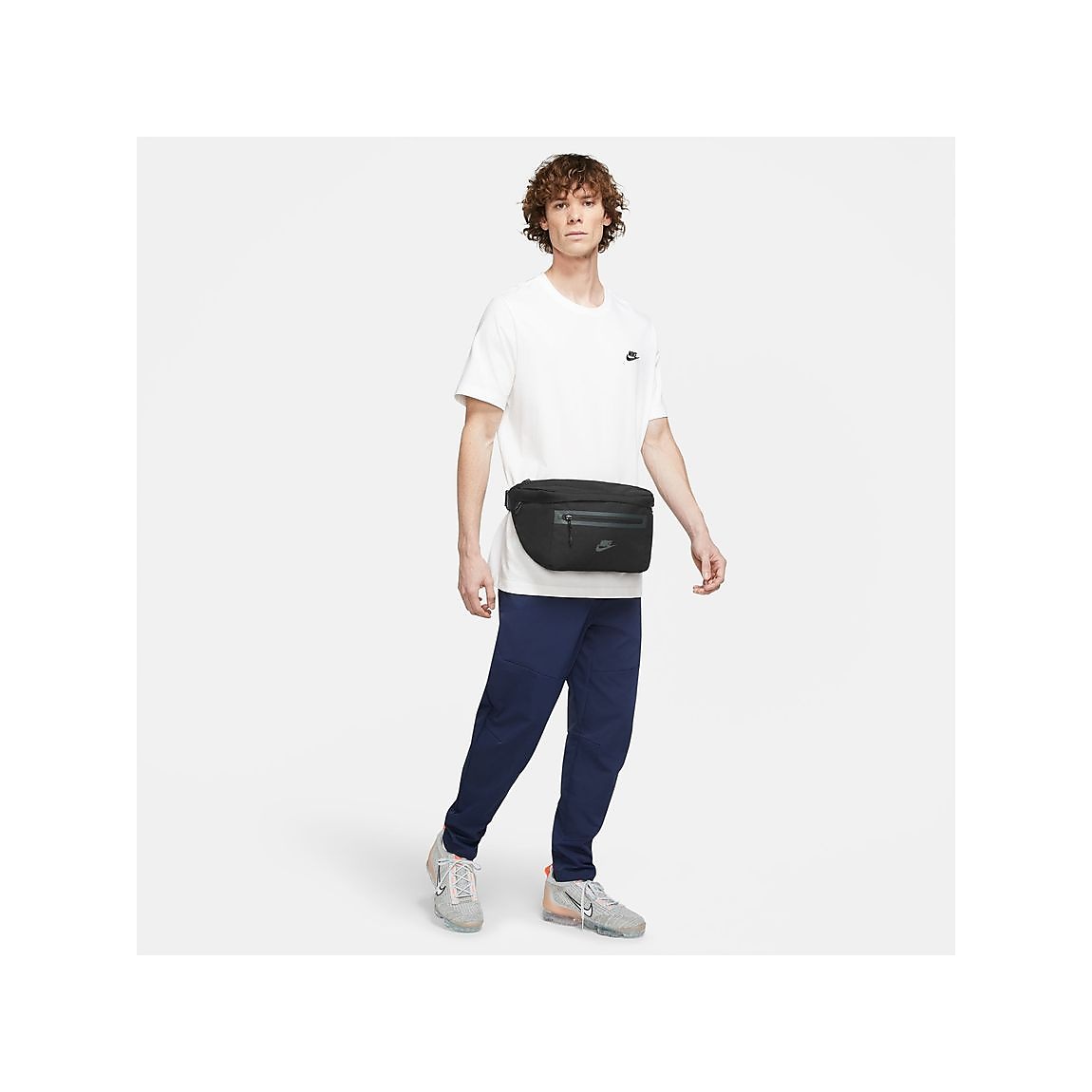 ナイキ エレメンタル PRM ウェストパック